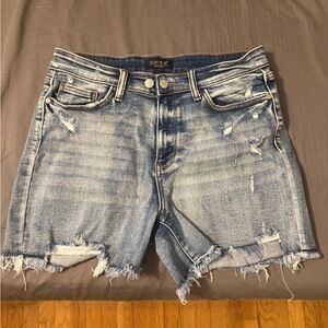Judy Blue Women's Frayed Hem Jean Shorts - Light Blue
